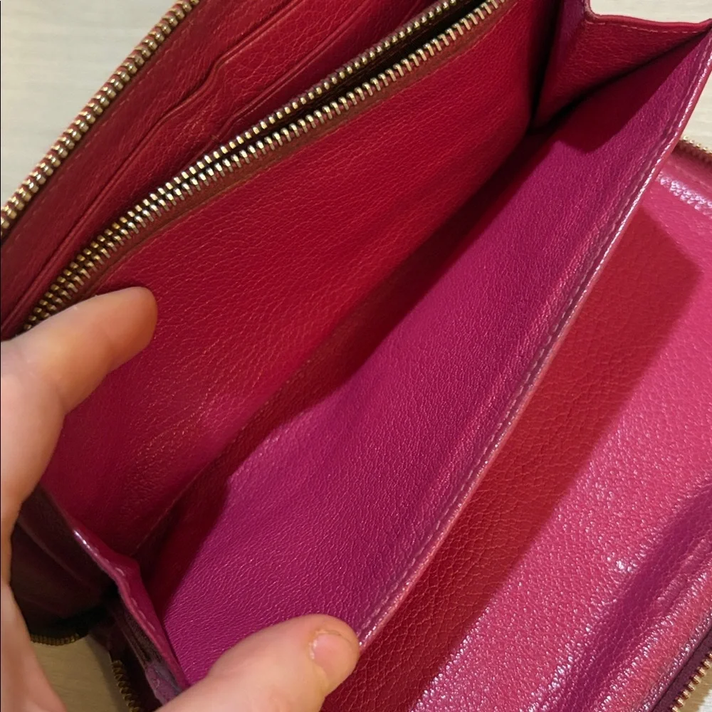 Miu‎ Miu Fuchsia Leather large Wallet 8.5